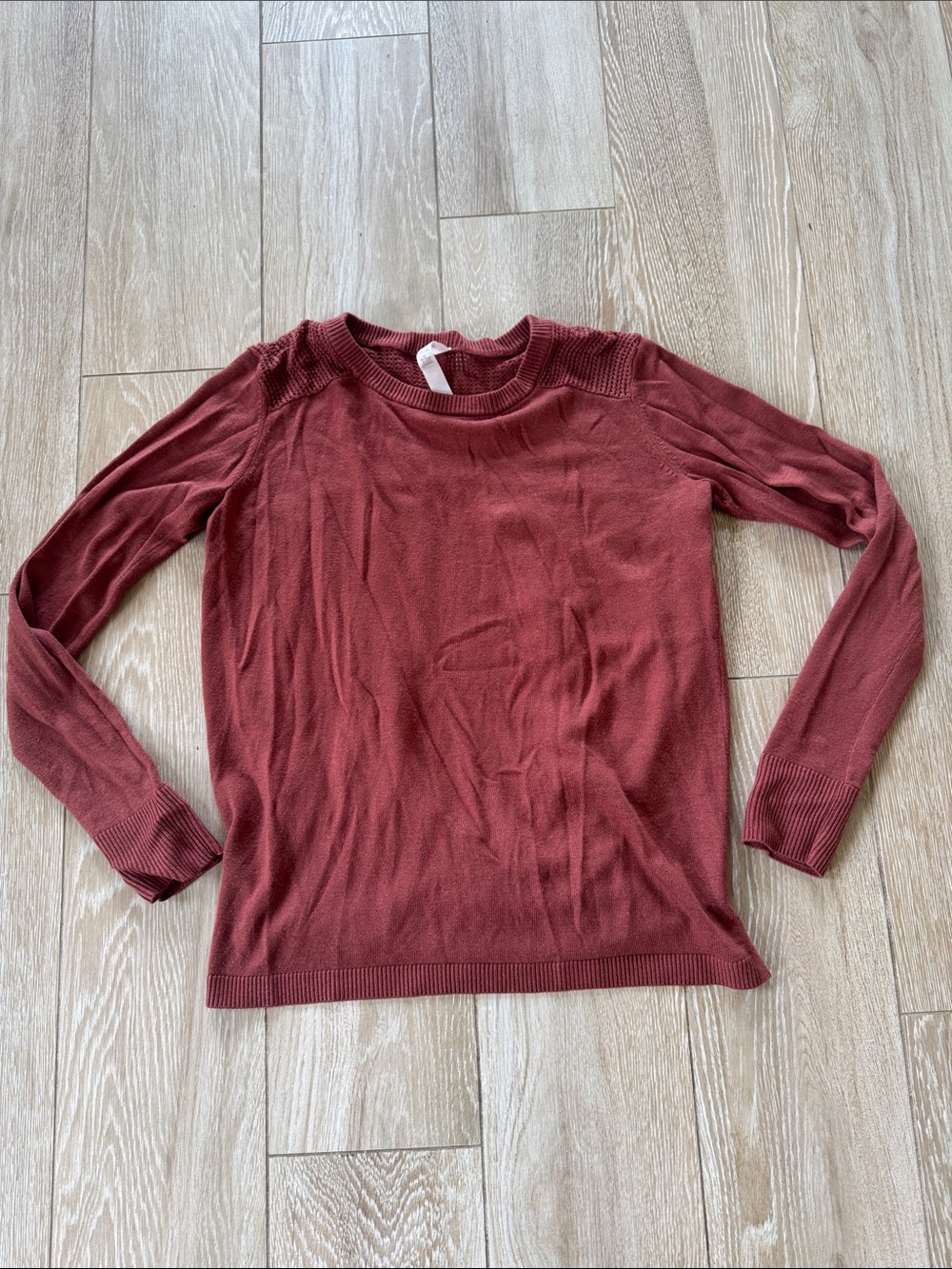 Lululemon Open back Sweater 4